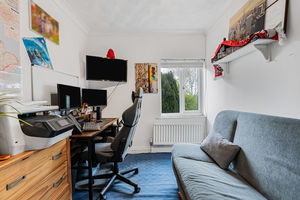 Bedroom- click for photo gallery